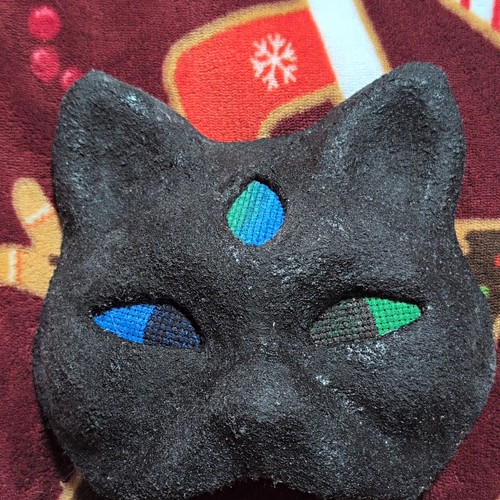 Three eyed black cat therian - black,